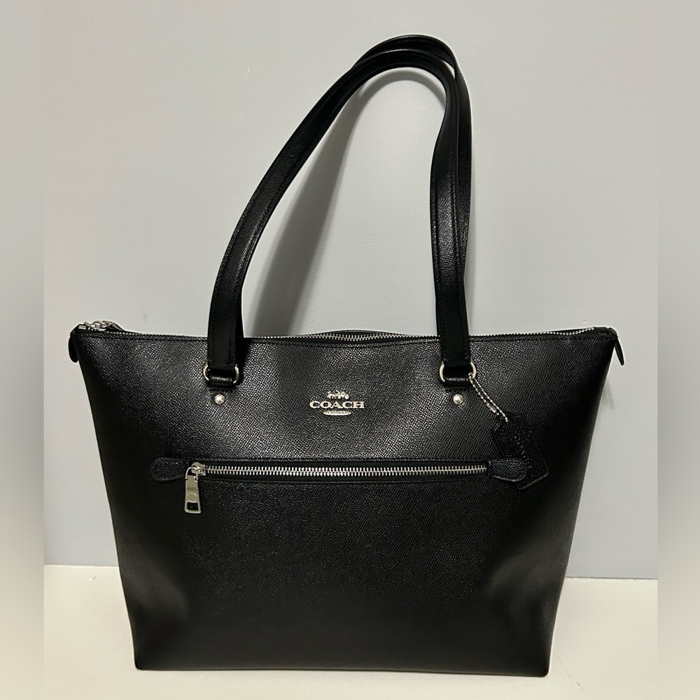 Coach Gallery Large Crossgrain Leather Shoulder Tote Purse Black F79608